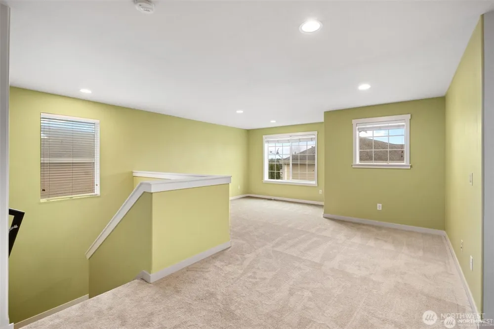 21927 44th Drive SE Bothell, WA 98021