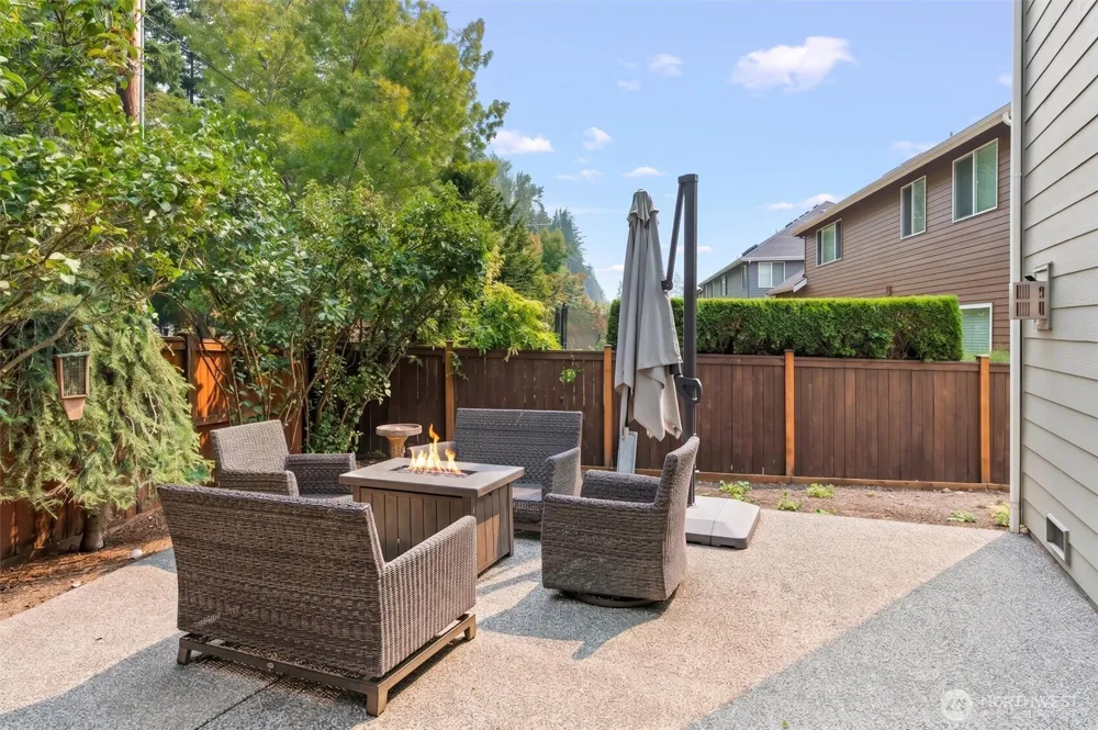 21927 44th Drive SE Bothell, WA 98021