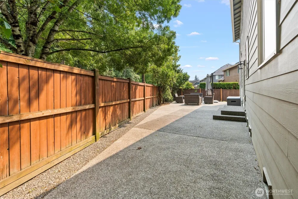 21927 44th Drive SE Bothell, WA 98021