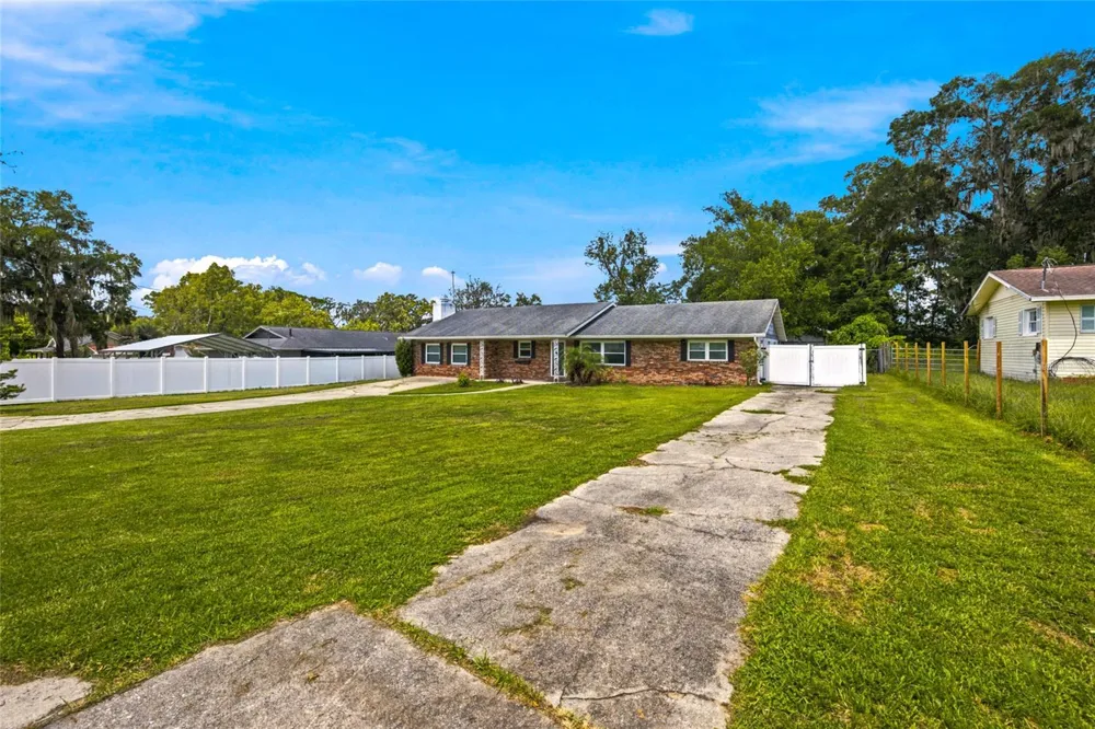 3807 SE 8TH STREET ocala, FL 34471