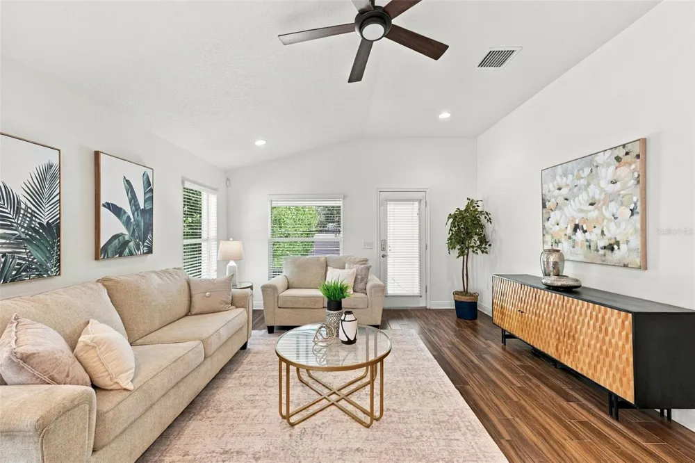2447 4TH AVENUE S St Petersburg, FL 33712