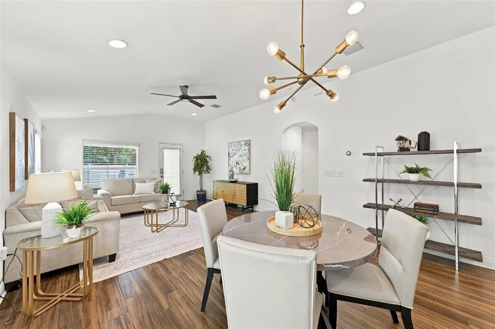 2447 4TH AVENUE S St Petersburg, FL 33712