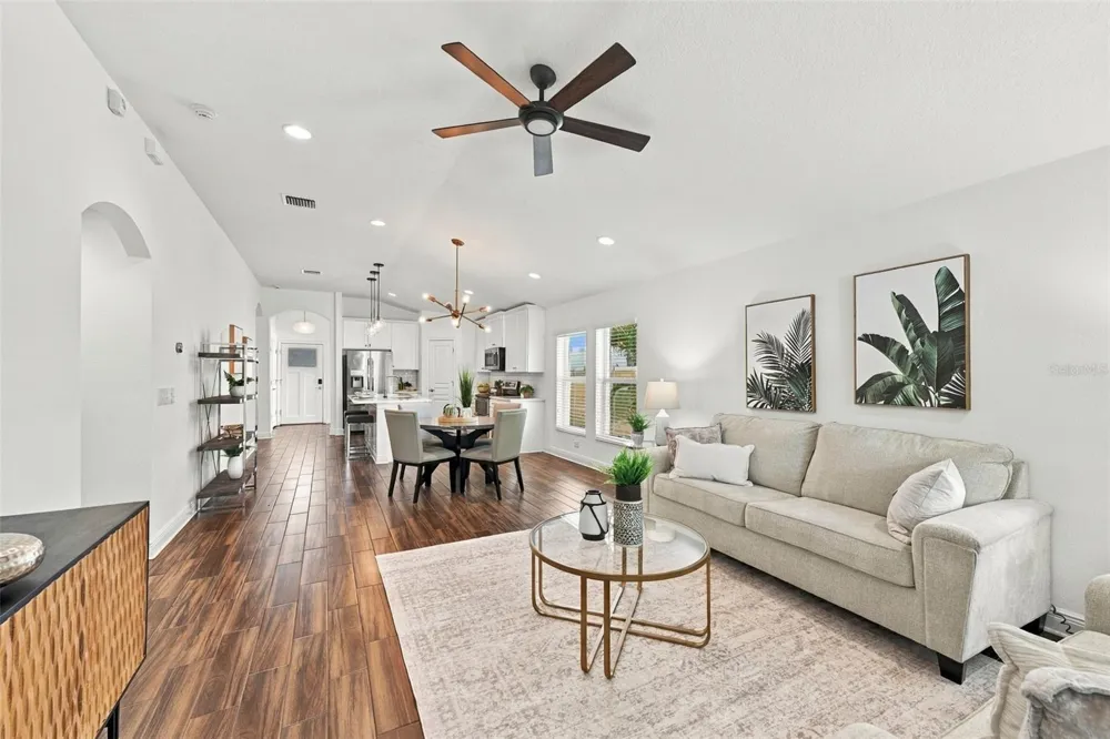 2447 4TH AVENUE S St Petersburg, FL 33712