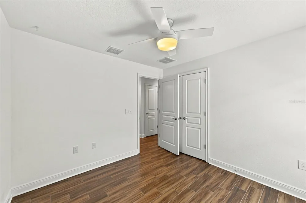 2447 4TH AVENUE S St Petersburg, FL 33712