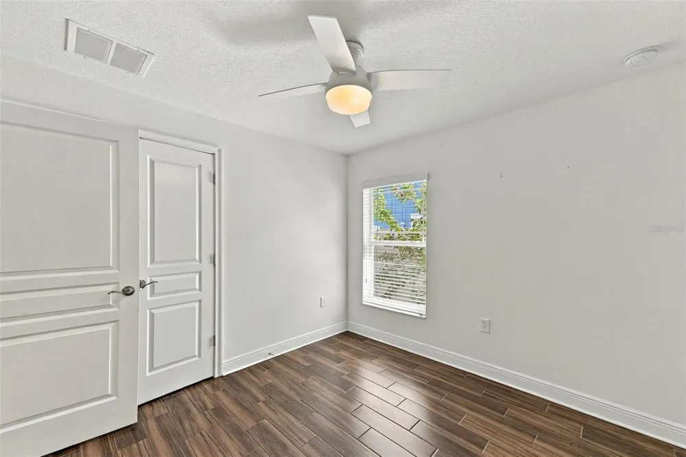 2447 4TH AVENUE S St Petersburg, FL 33712