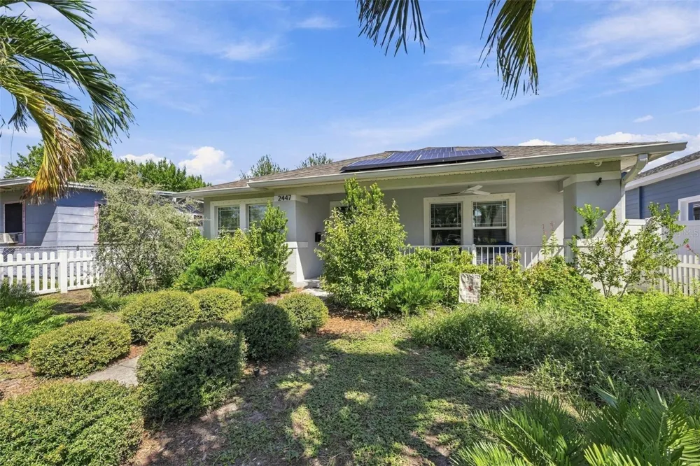 2447 4TH AVENUE S St Petersburg, FL 33712