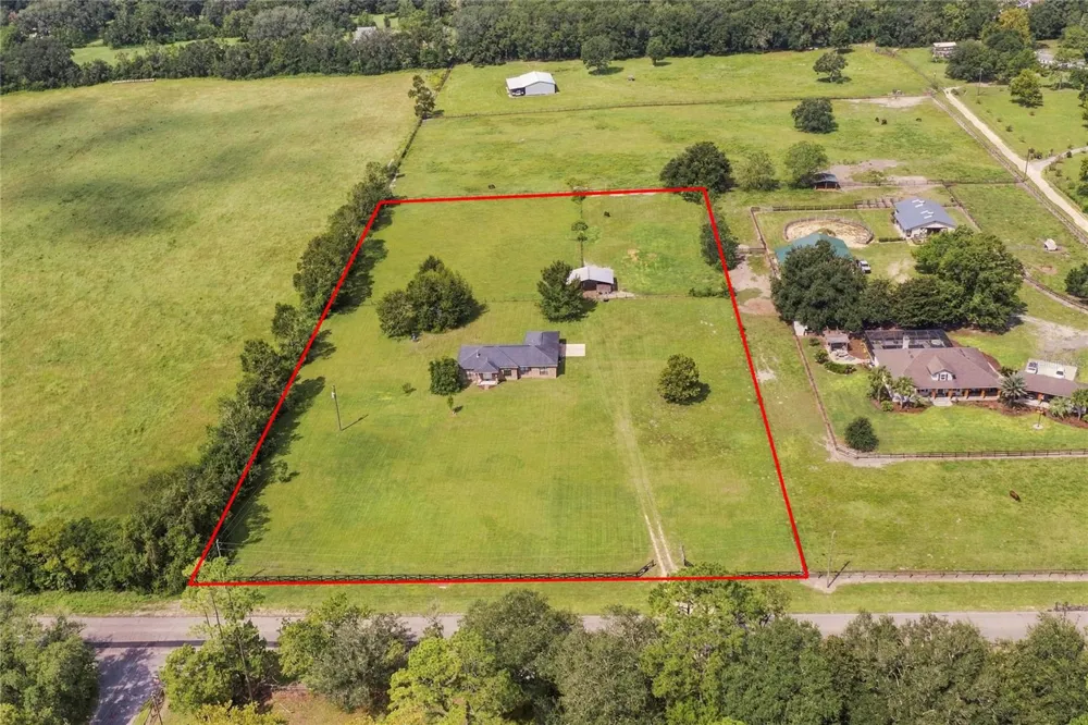 4116 SW 170TH STREET Archer, FL 32618
