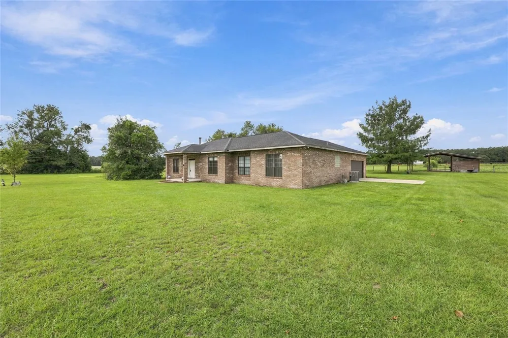 4116 SW 170TH STREET Archer, FL 32618