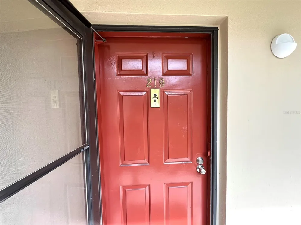 3300 FOX CHASE CIRCLE #219 Palm Harbor, FL 34683