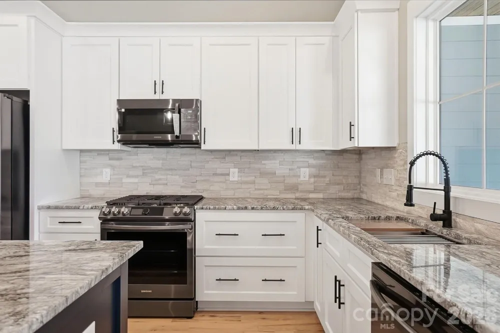 1860 Twin Lakes Road Rock Hill, SC 29732