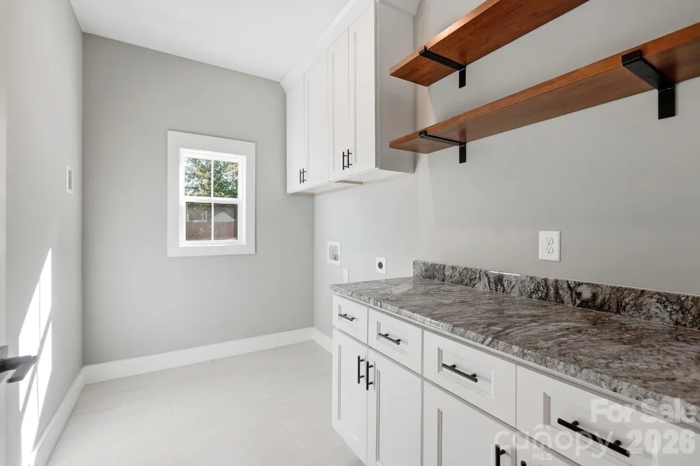 1860 Twin Lakes Road Rock Hill, SC 29732
