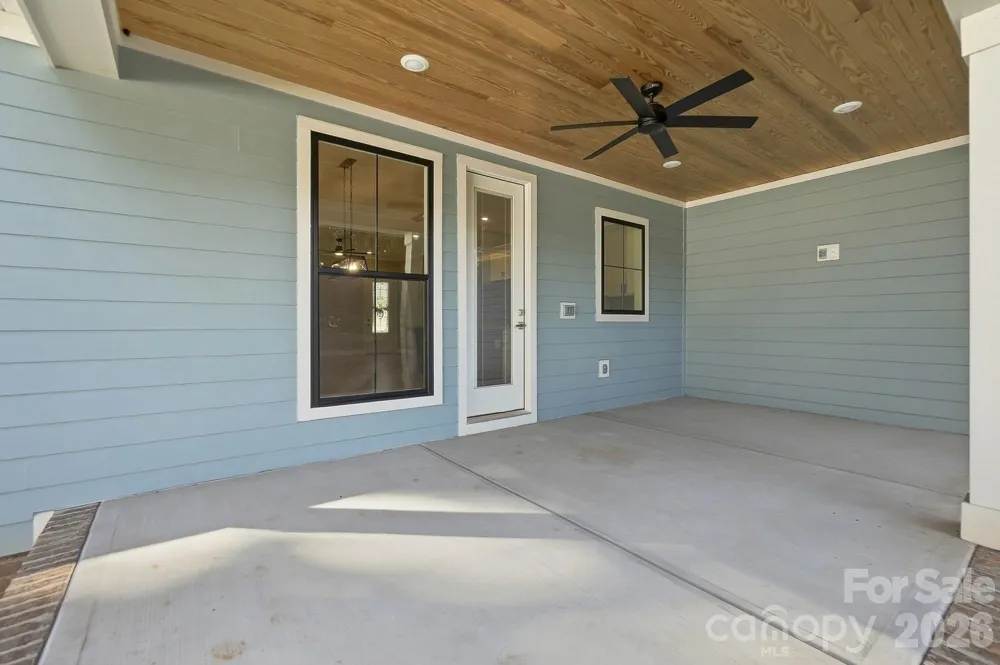 1860 Twin Lakes Road Rock Hill, SC 29732