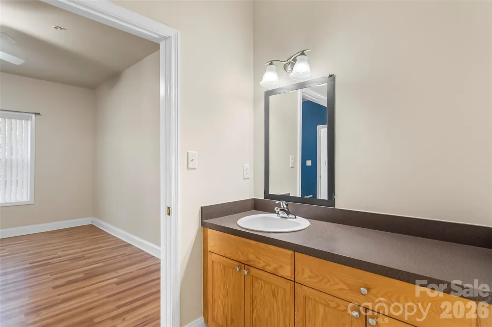 1360 21st Avenue NE Hickory, NC 28601