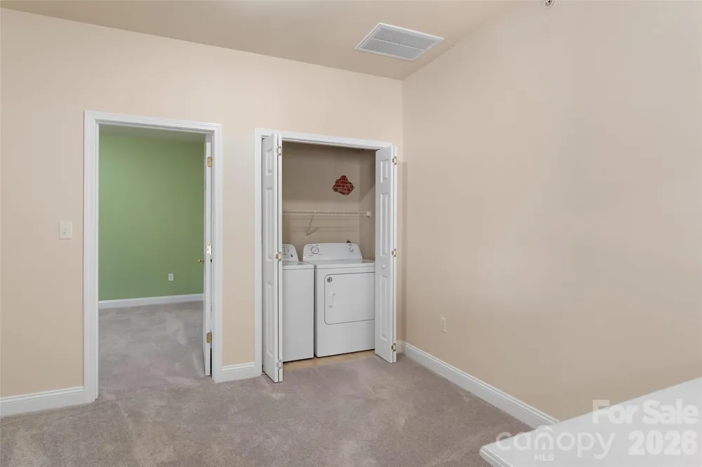 1360 21st Avenue NE Hickory, NC 28601