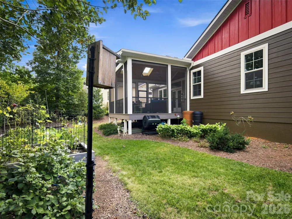 40 Buckhorn Gap Road Biltmore Lake, NC 28715