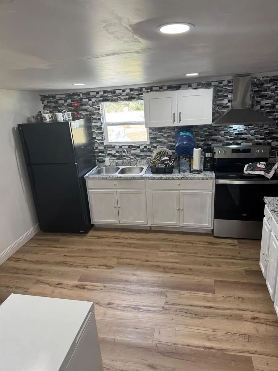 187 MONTURA AVENUE Clewiston, FL 33440