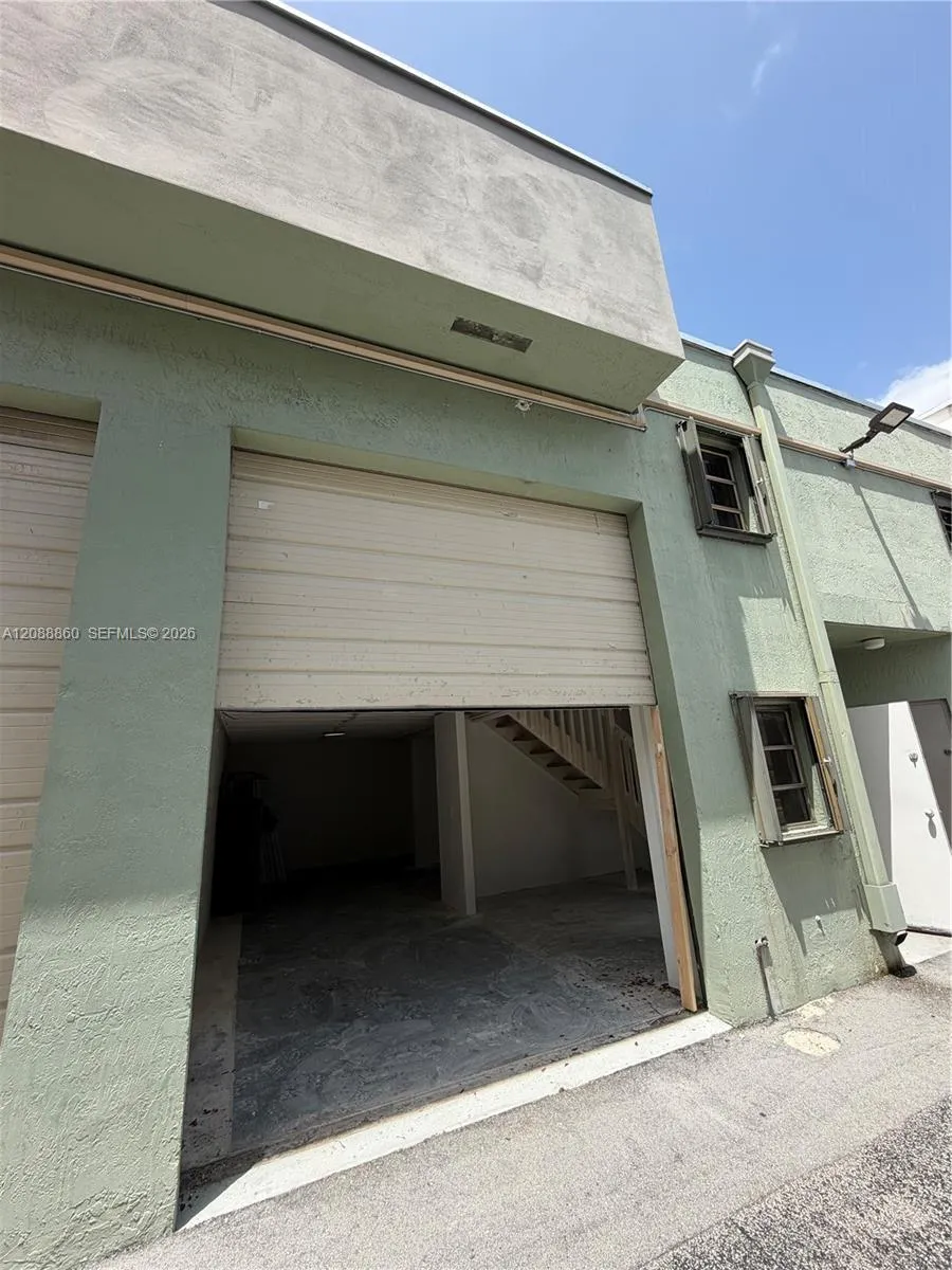 12290 SW 131st Ave #14 Miami, FL 33186