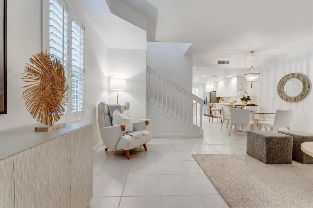 3049 E Community Drive Jupiter, FL 33458