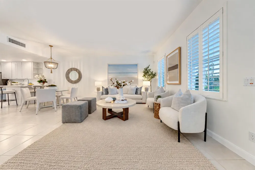 3049 E Community Drive Jupiter, FL 33458