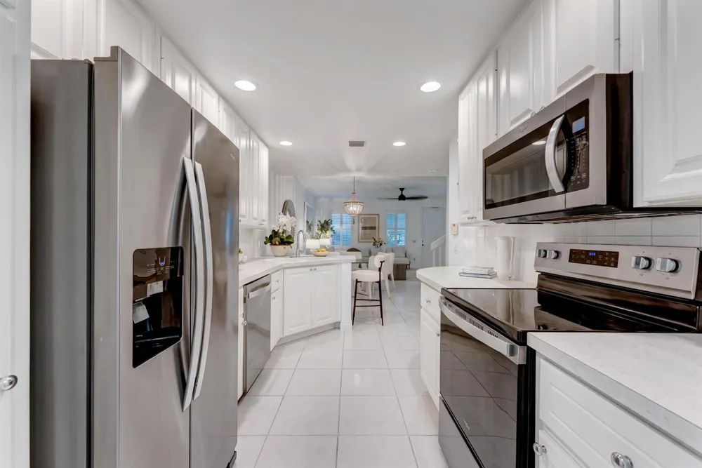 3049 E Community Drive Jupiter, FL 33458