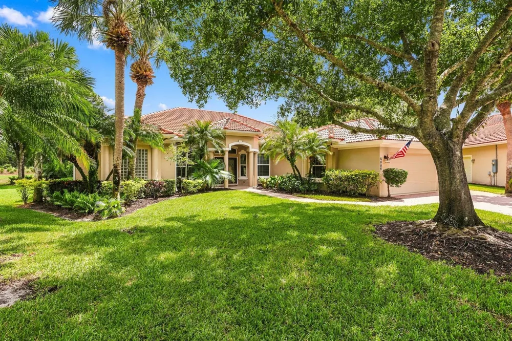 8008 Links Way Port St. Lucie, FL 34986