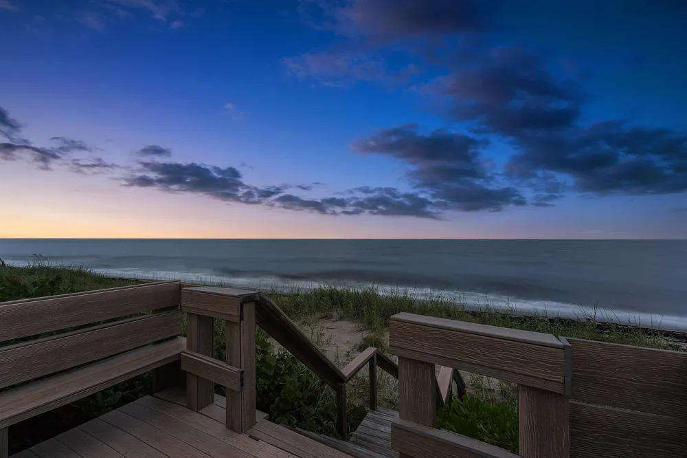 5841 Ocean Boulevard #F2 Ocean Ridge, FL 33435