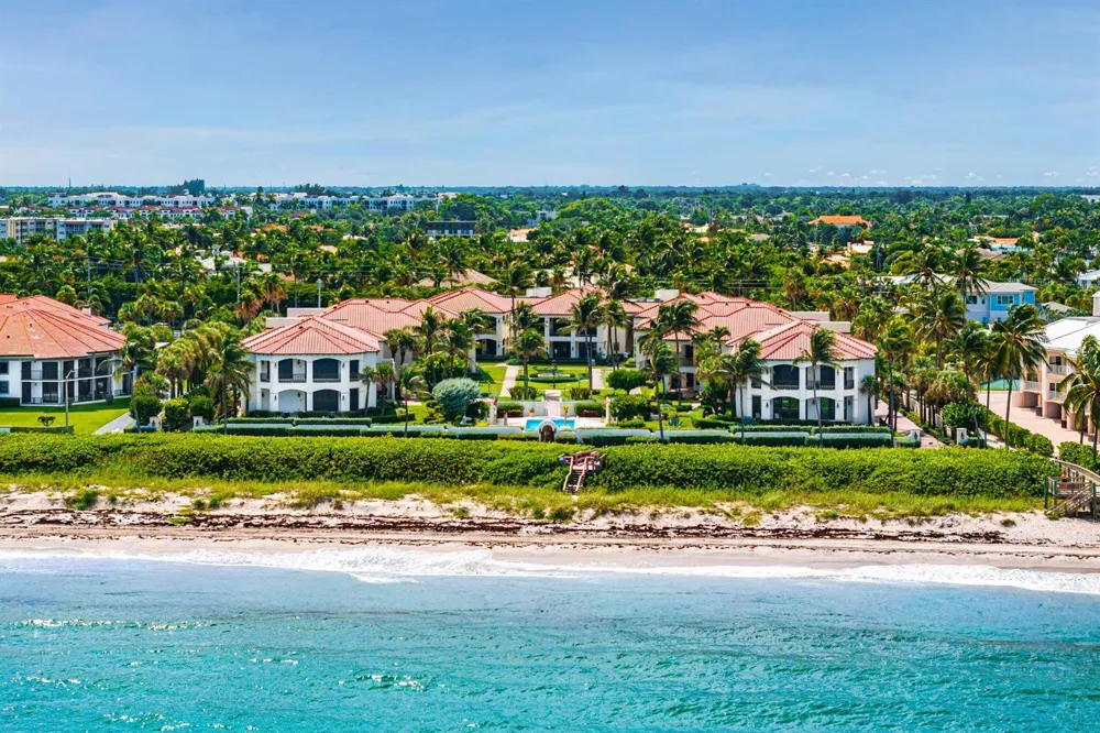 5841 Ocean Boulevard #F2 Ocean Ridge, FL 33435