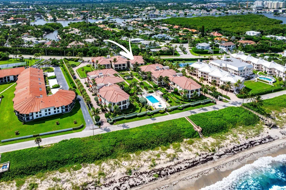 5841 Ocean Boulevard #F2 Ocean Ridge, FL 33435