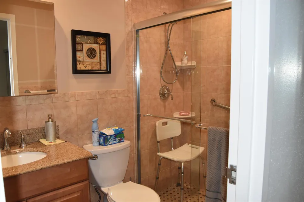 75 WATERFORD D Delray Beach, FL 33446