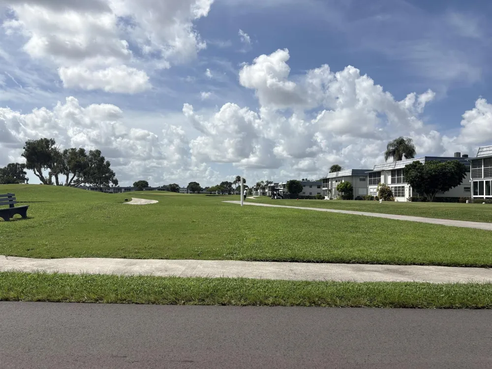 75 WATERFORD D Delray Beach, FL 33446