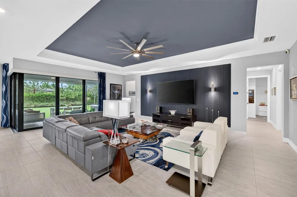 4529 Pinehurst Trail W Oakland Park, FL 33309