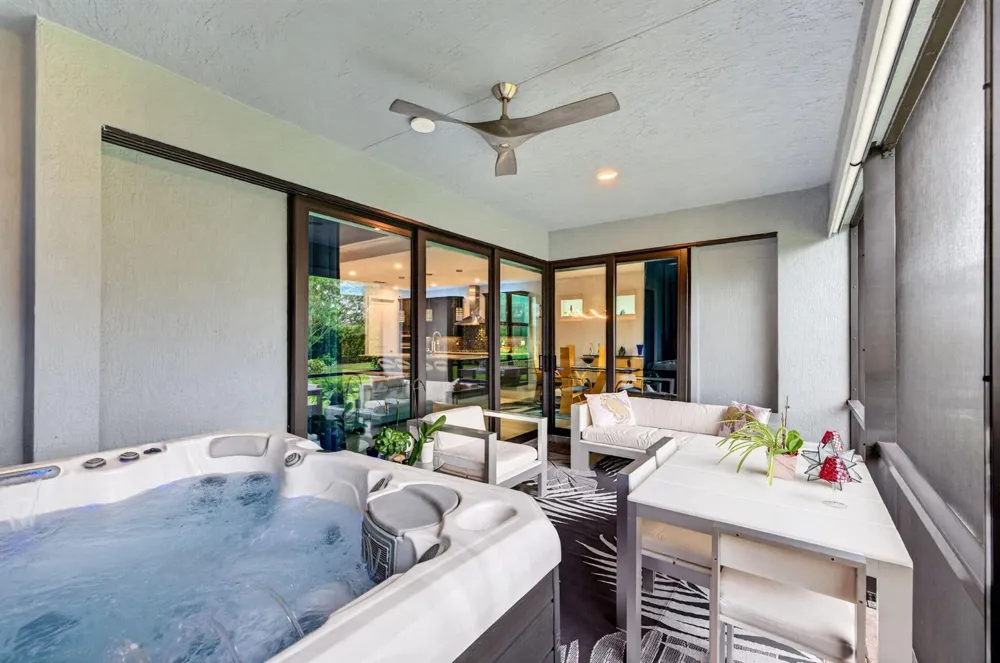 4529 Pinehurst Trail W Oakland Park, FL 33309