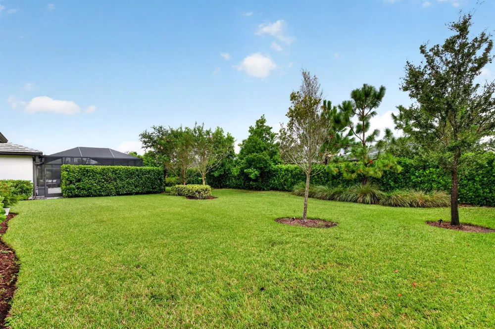 4529 Pinehurst Trail W Oakland Park, FL 33309