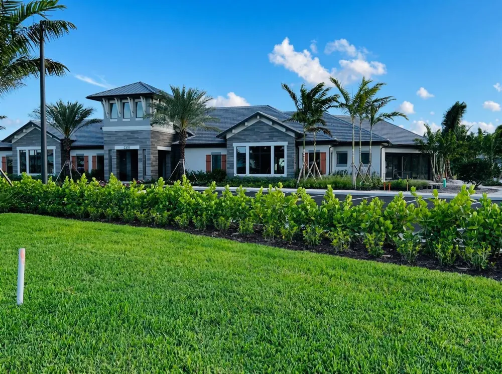 4529 Pinehurst Trail W Oakland Park, FL 33309