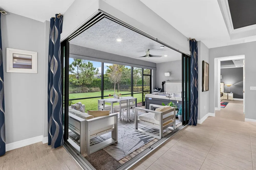 4529 Pinehurst Trail W Oakland Park, FL 33309