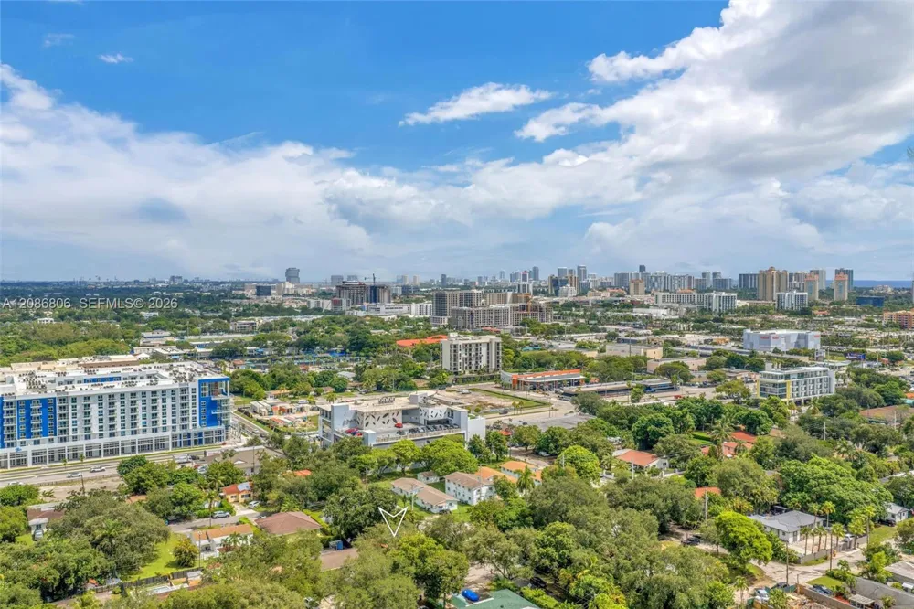 2395 NE 184th Ter North Miami Beach, FL 33160