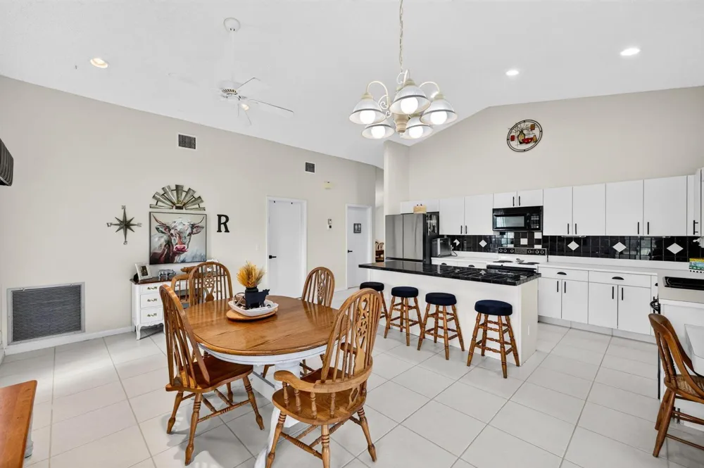 2320 Riviera Drive Delray Beach, FL 33445