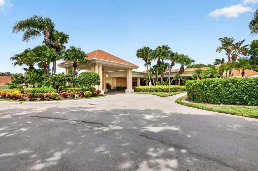2320 Riviera Drive Delray Beach, FL 33445