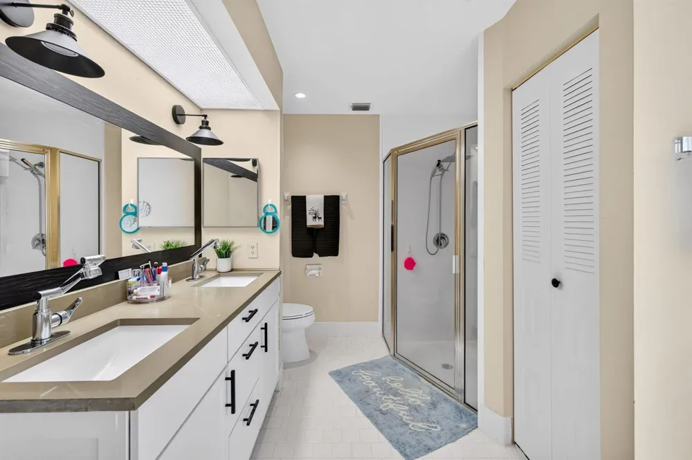 2320 Riviera Drive Delray Beach, FL 33445