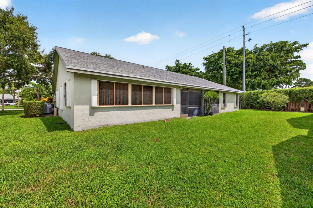 2320 Riviera Drive Delray Beach, FL 33445