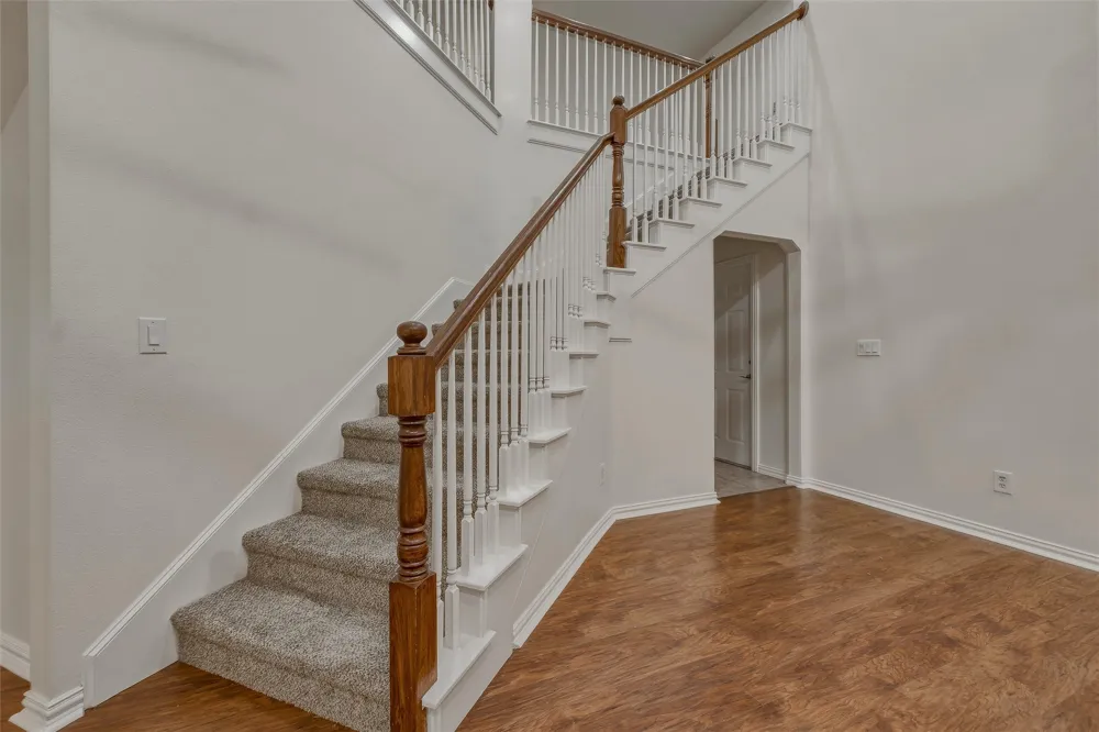 160 Greathouse Village Decatur, TX 76234