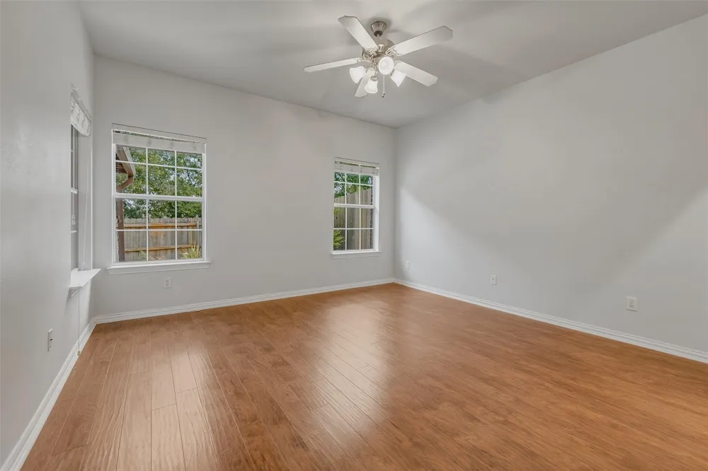 160 Greathouse Village Decatur, TX 76234