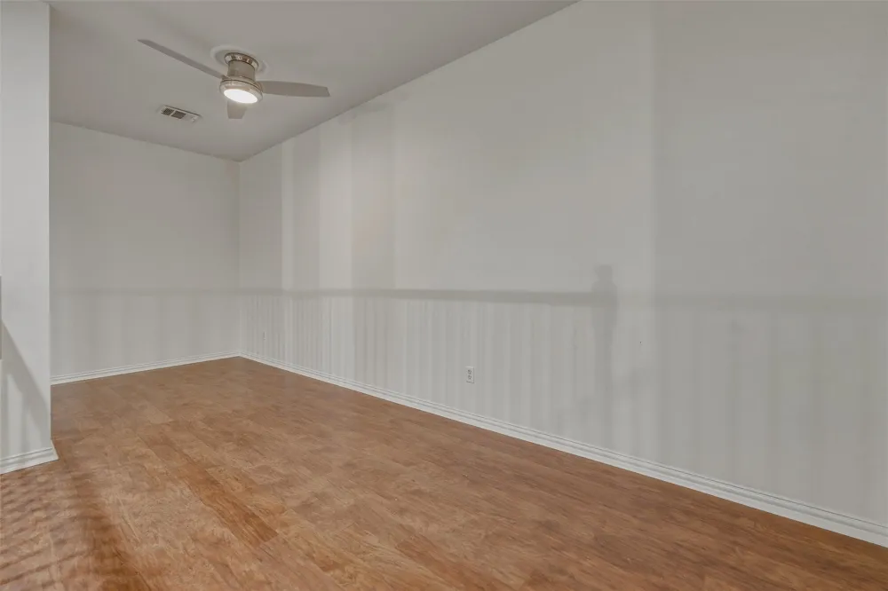 160 Greathouse Village Decatur, TX 76234