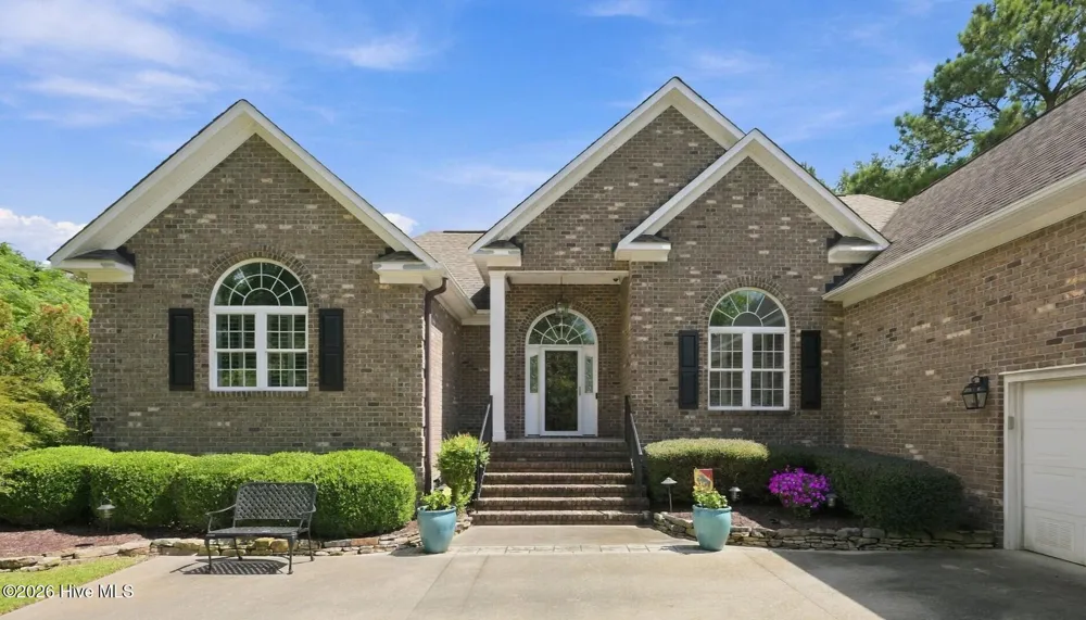 2110 Hidden Harbor Drive New Bern, NC 28562