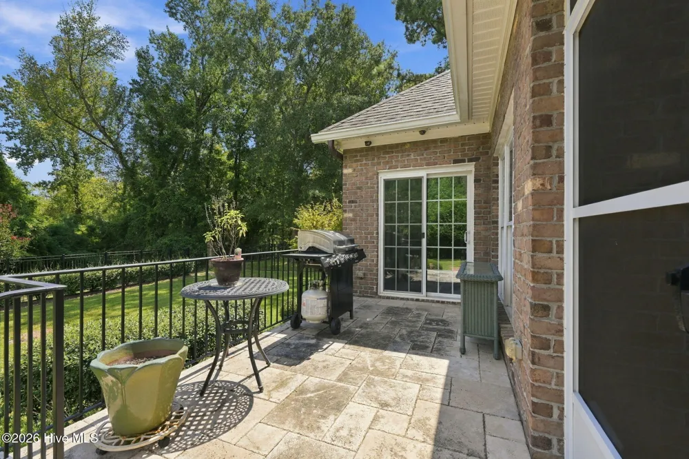 2110 Hidden Harbor Drive New Bern, NC 28562