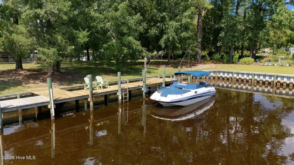 2110 Hidden Harbor Drive New Bern, NC 28562