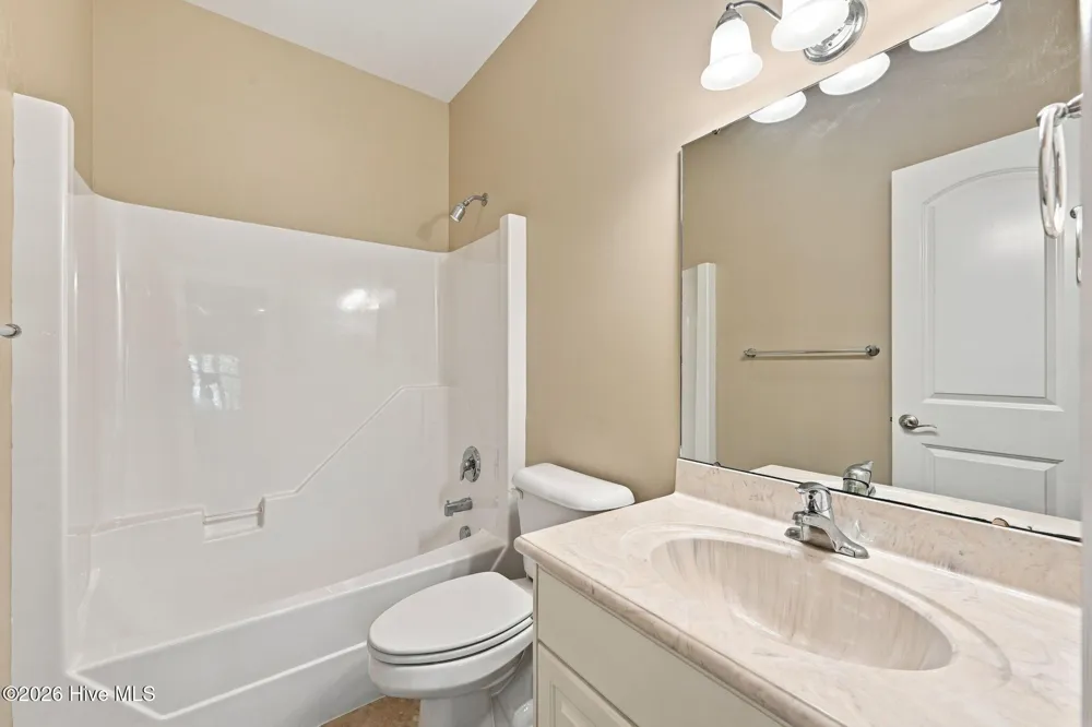 2110 Hidden Harbor Drive New Bern, NC 28562