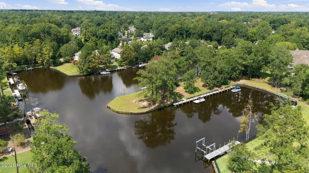 2110 Hidden Harbor Drive New Bern, NC 28562