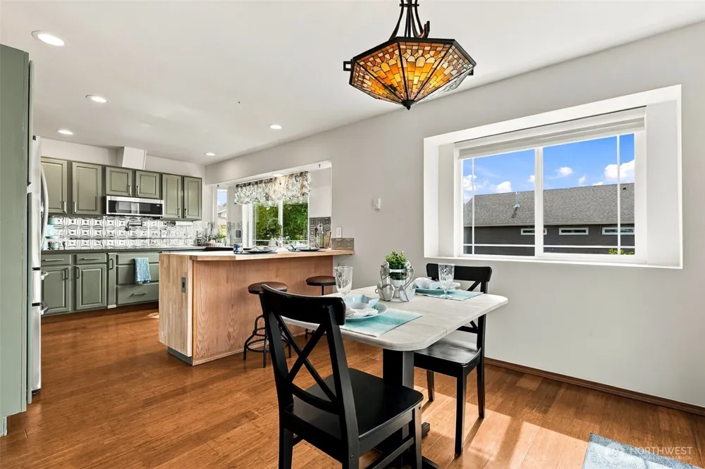 365 Canal Drive NE Ocean Shores, WA 98569
