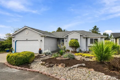365 Canal Drive NE